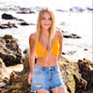 Meet your Posher, Belle